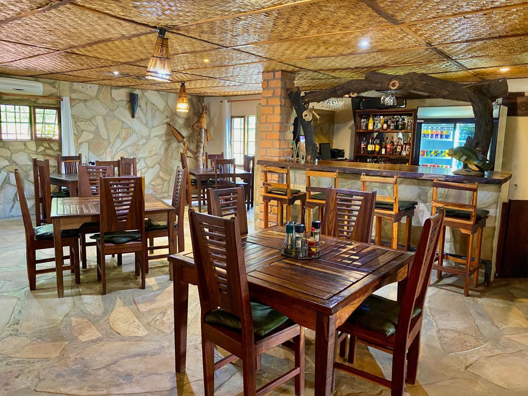 Tambuti Lodge 룬두 외부 사진