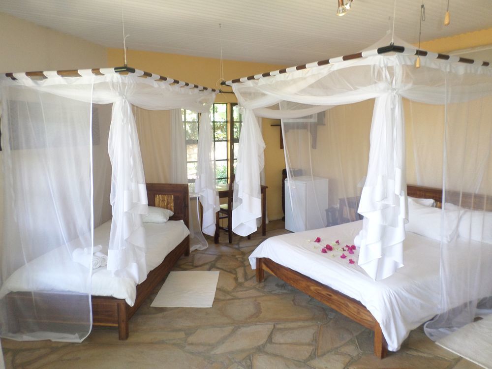 Tambuti Lodge 룬두 외부 사진